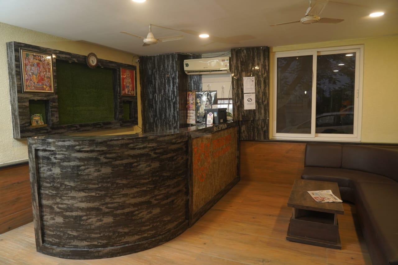 Tiger Den Club & Resort